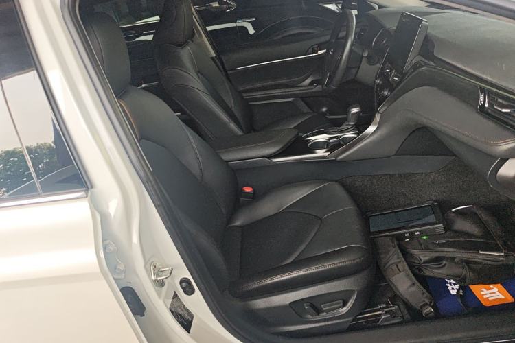 Used Toyota Camry 2021 2.0G Luxury Edition Right Front Seat