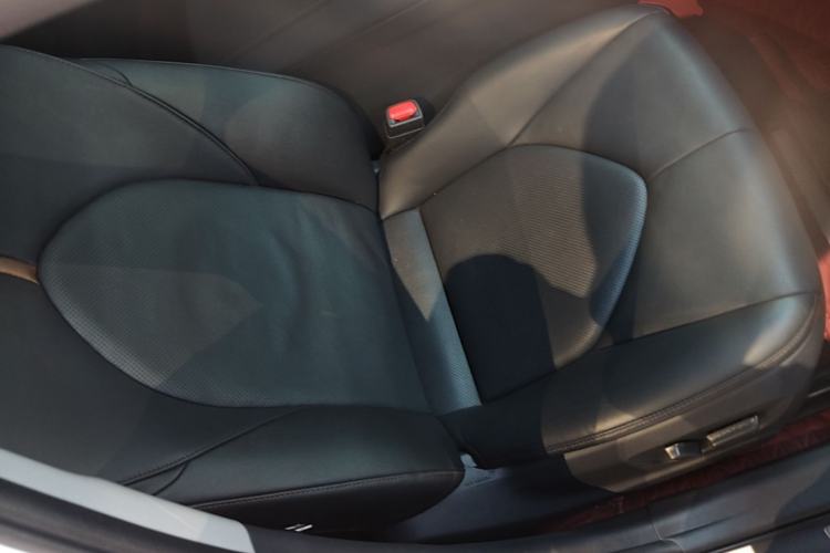Used Toyota Camry 2021 2.5G Luxury Edition Right Front Seat