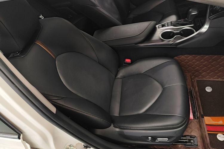 Used Toyota Camry 2021 Dual-Motor 2.5HG Luxury Edition Right Front Seat