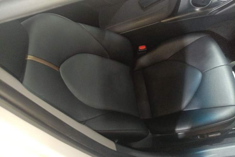 Used Toyota Camry 2021 2.0G Luxury Edition Right Front Seat