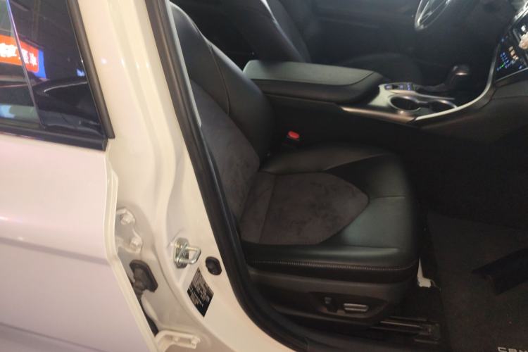 Used Toyota Camry 2021 2.0S FENGSHANG Edition Right Front Seat