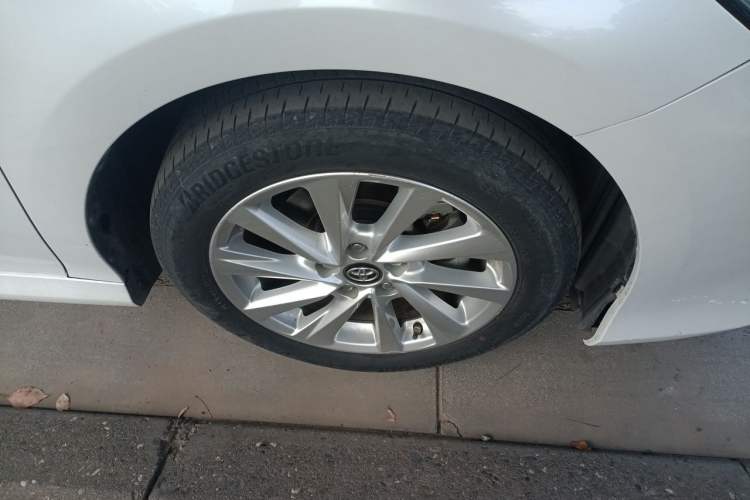 Used Toyota Camry 2021 2.0G Luxury Edition Right Front Wheel Hub