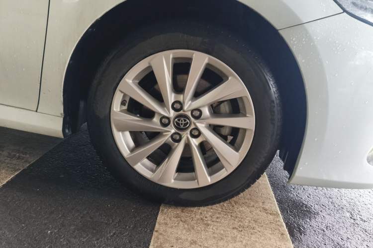 Used Toyota Camry 2021 2.0G Luxury Edition Right Front Wheel Hub