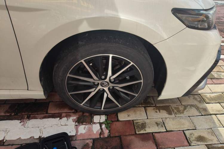 Used Toyota Camry 2021 2.0G Luxury Edition Right Front Wheel Hub