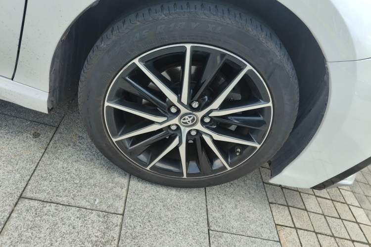 Used Toyota Camry 2021 2.5S Fēngshàng Edition Right Front Wheel Hub