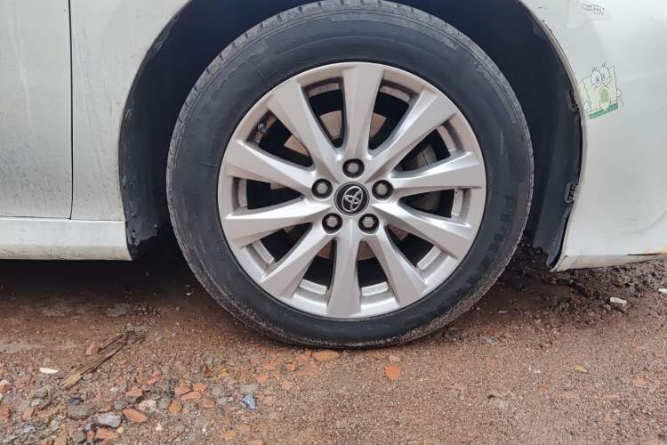 Used Toyota Camry 2021 2.0G Luxury Edition Right Front Wheel Hub