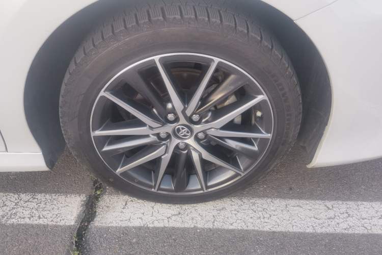 Used Toyota Camry 2021 2.5G Luxury Edition Right Front Wheel Hub