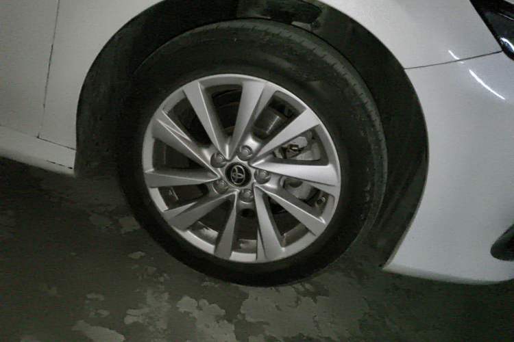 Used Toyota Camry 2021 2.0G Luxury Edition Right Front Wheel Hub