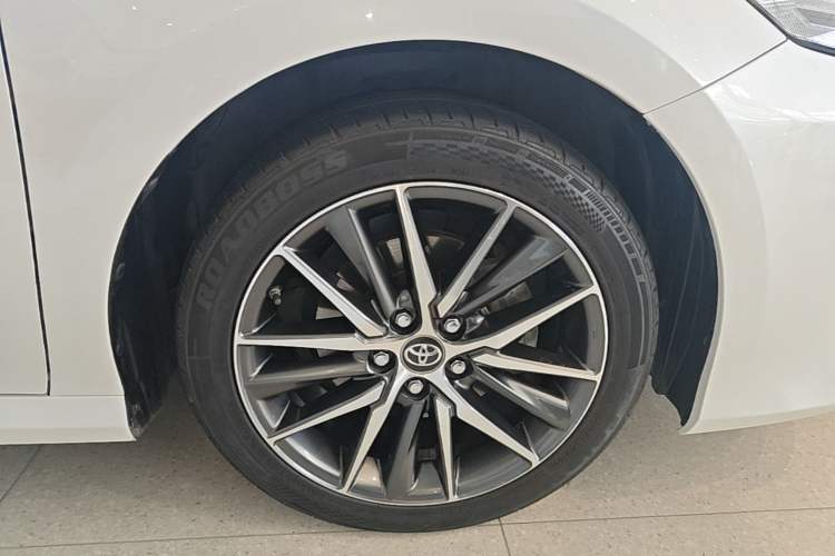 Used Toyota Camry 2021 Dual-Motor 2.5HG Luxury Edition Right Front Wheel Hub