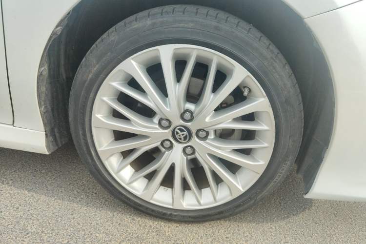 Used Toyota Camry 2021 2.5G Luxury Edition Right Front Wheel Hub