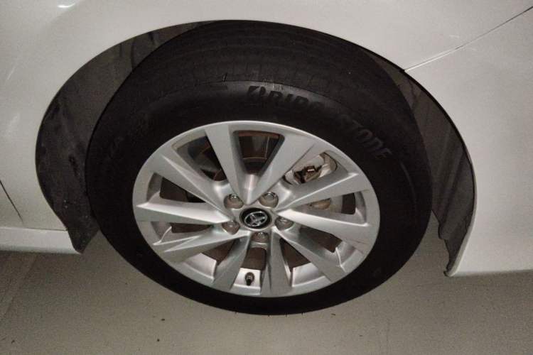 Used Toyota Camry 2021 Dual-Motor 2.5 HGVP Leading Edition Right Front Wheel Hub