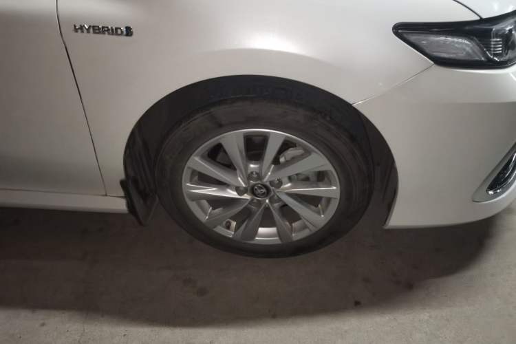 Used Toyota Camry 2021 Dual-Motor 2.5 HGVP Leading Edition Right Front Wheel Hub