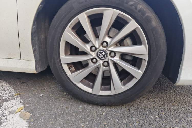 Used Toyota Camry 2021 2.0G Luxury Edition Right Front Wheel Hub