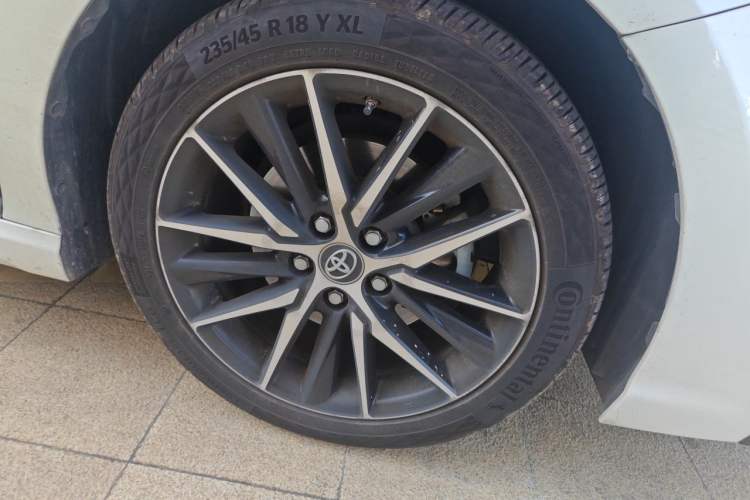 Used Toyota Camry 2021 2.5S Fēngshàng Edition Right Front Wheel Hub