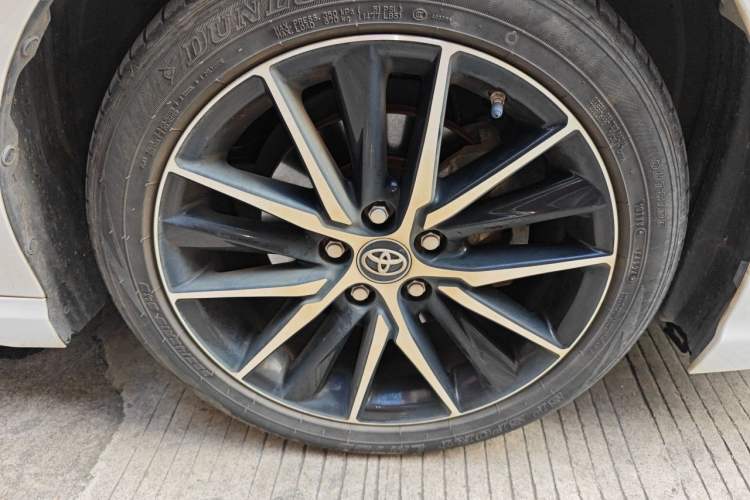Used Toyota Camry 2021 2.5S Fēngshàng Edition Right Front Wheel Hub