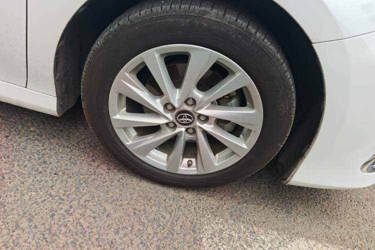 Used Toyota Camry 2021 Dual-Motor 2.5 HGVP Leading Edition Right Front Wheel Hub