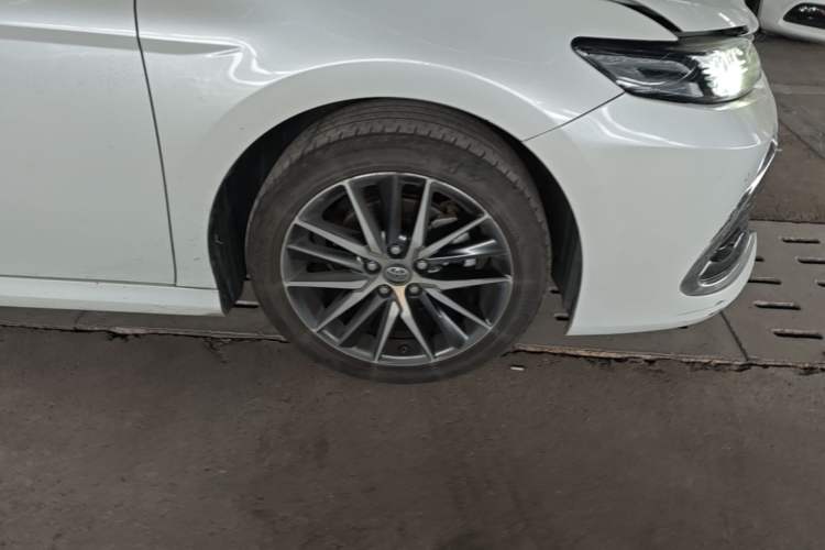 Used Toyota Camry 2021 2.5G Luxury Edition Right Front Wheel Hub