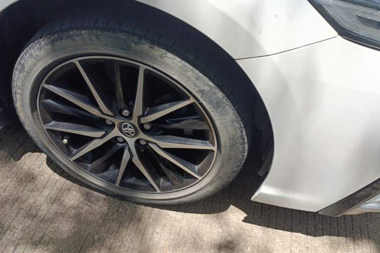 Used Toyota Camry 2021 2.0S FENGSHANG Edition Right Front Wheel Hub