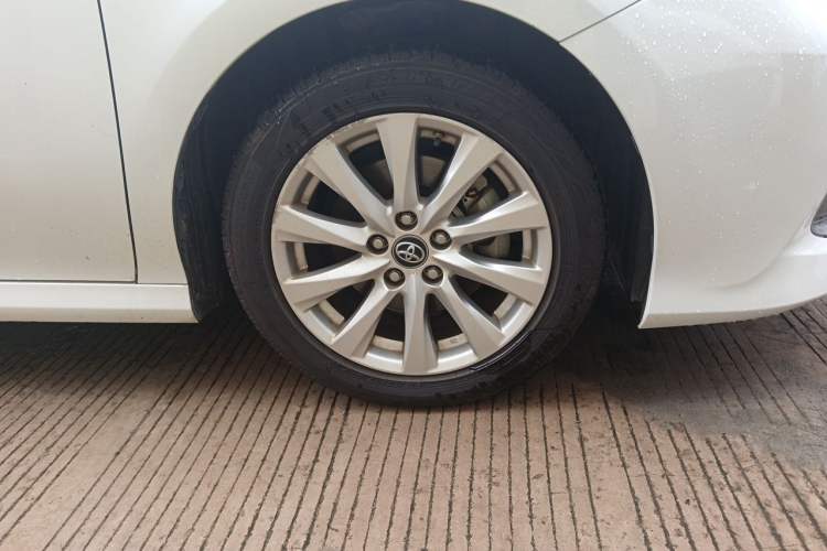 Used Toyota Camry 2021 2.0E Elite Edition Right Front Wheel Hub