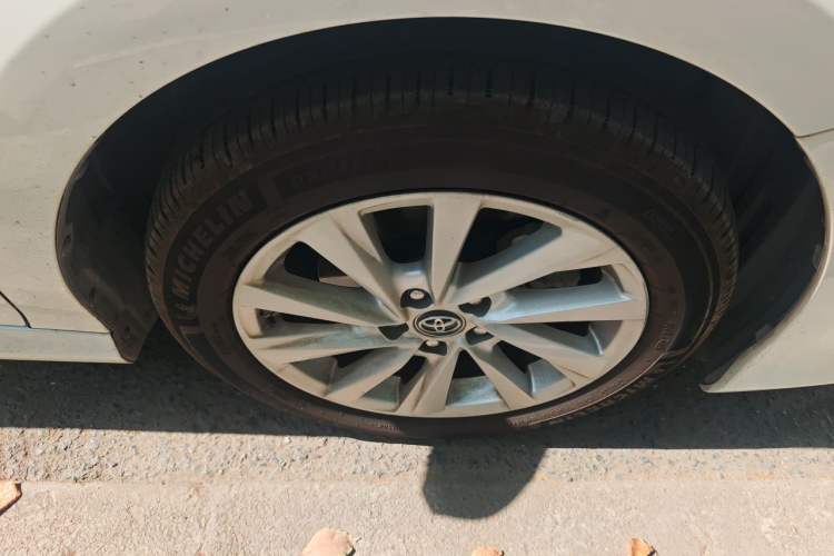 Used Toyota Camry 2021 2.0G Luxury Edition Right Front Wheel Hub
