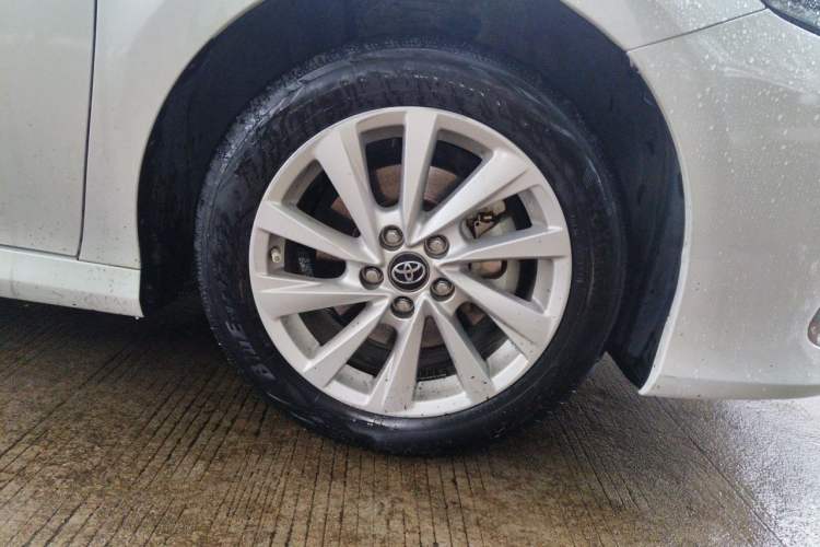 Used Toyota Camry 2021 2.0G Luxury Edition Right Front Wheel Hub