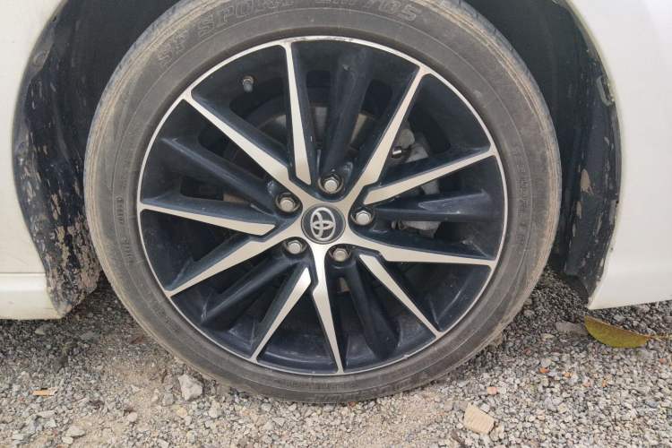 Used Toyota Camry 2021 2.5S Fēngshàng Edition Right Front Wheel Hub