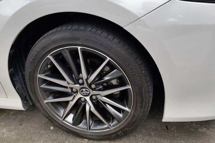 Used Toyota Camry 2021 2.5G Luxury Edition Right Front Wheel Hub