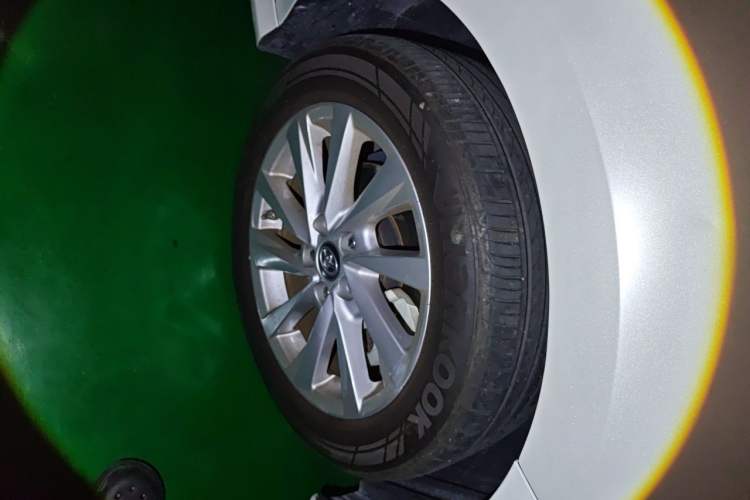Used Toyota Camry 2021 2.0G Luxury Edition Right Front Wheel Hub