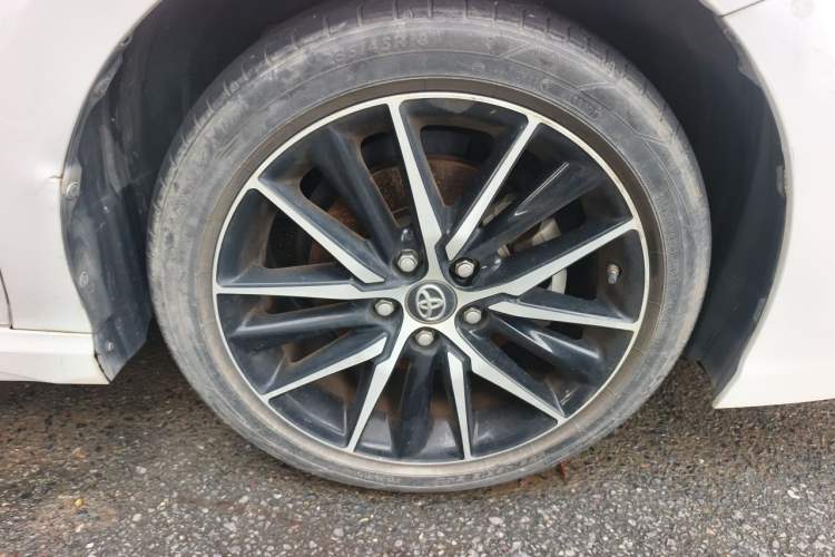 Used Toyota Camry 2021 2.0S FENGSHANG Edition Right Front Wheel Hub