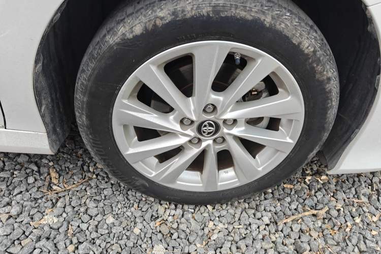 Used Toyota Camry 2021 2.0G Luxury Edition Right Front Wheel Hub