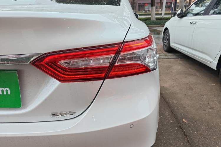 Used Toyota Camry 2021 2.0G Luxury Edition Right Rear Taillight