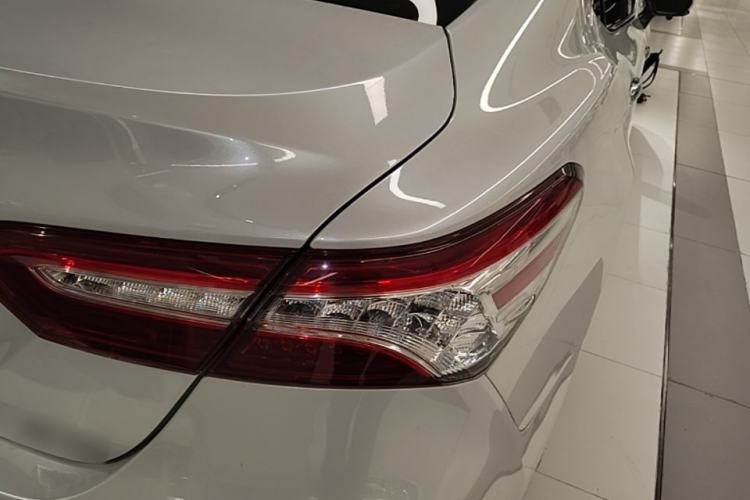 Used Toyota Camry 2021 2.5G Luxury Edition Right Rear Taillight
