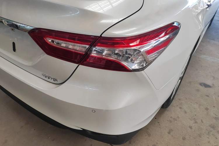 Used Toyota Camry 2021 2.0G Luxury Edition Right Rear Taillight