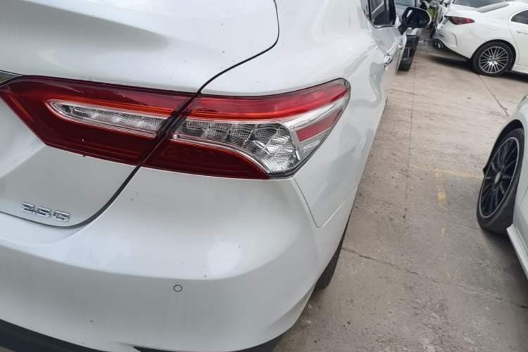 Used Toyota Camry 2021 2.5G Luxury Edition Right Rear Taillight
