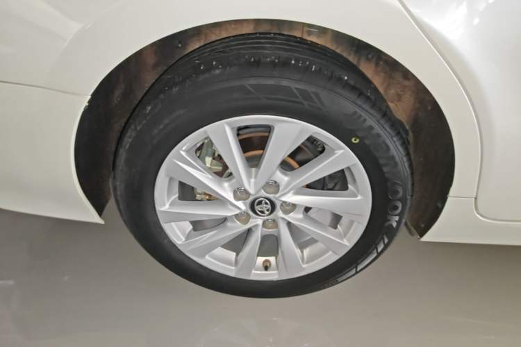 Used Toyota Camry 2021 2.0G Luxury Edition Right Rear Wheel Hub