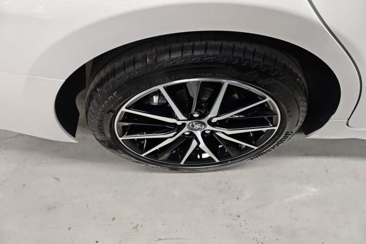Used Toyota Camry 2021 2.5S Fēngshàng Edition Right Rear Wheel Hub