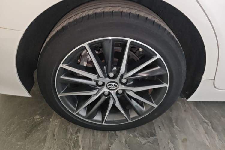 Used Toyota Camry 2021 2.5G Luxury Edition Right Rear Wheel Hub