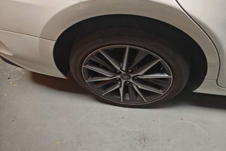 Used Toyota Camry 2021 2.5G Luxury Edition Right Rear Wheel Hub