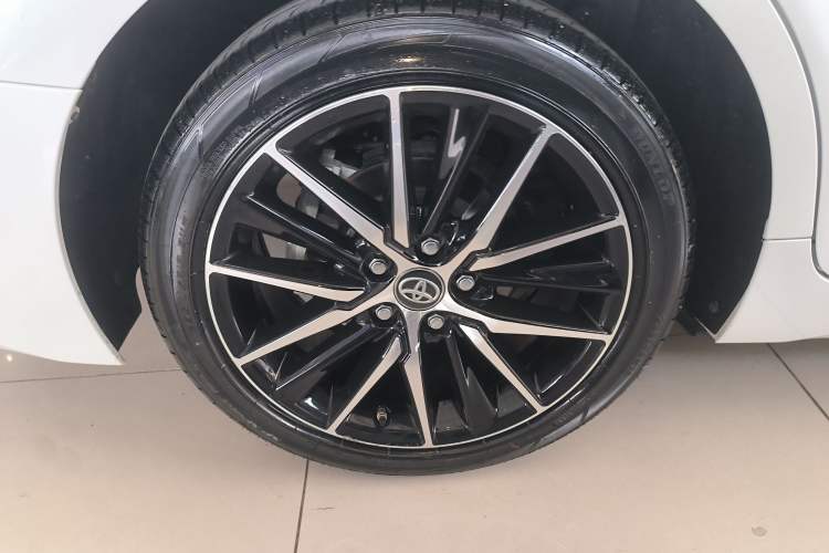 Used Toyota Camry 2021 2.0S FENGSHANG Edition Right Rear Wheel Hub