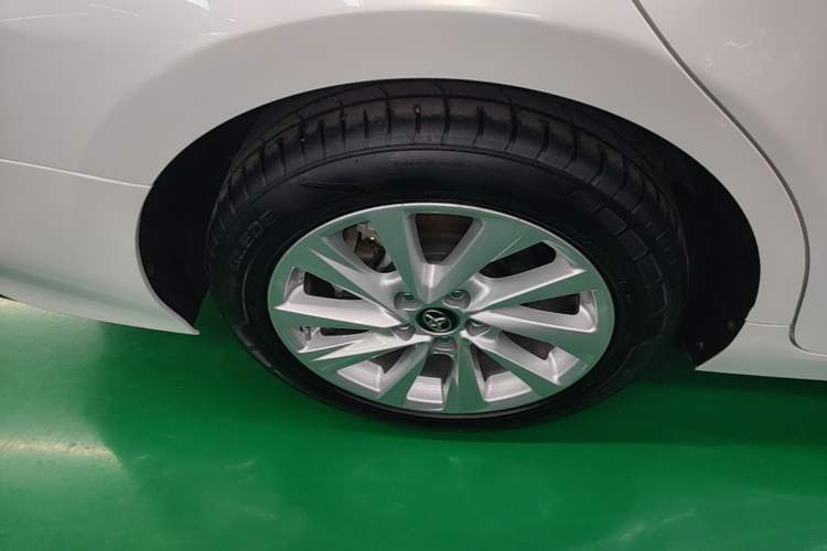 Used Toyota Camry 2021 2.0G Luxury Edition Right Rear Wheel Hub