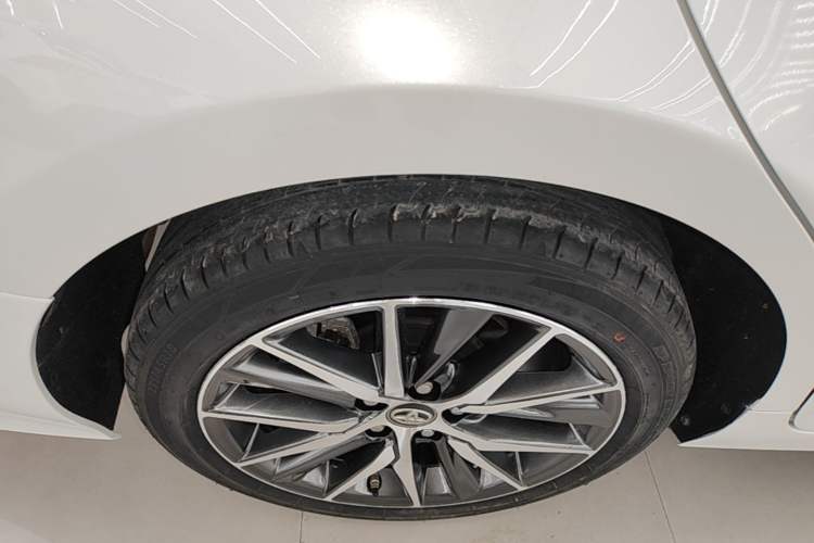 Used Toyota Camry 2021 2.5G Luxury Edition Right Rear Wheel Hub