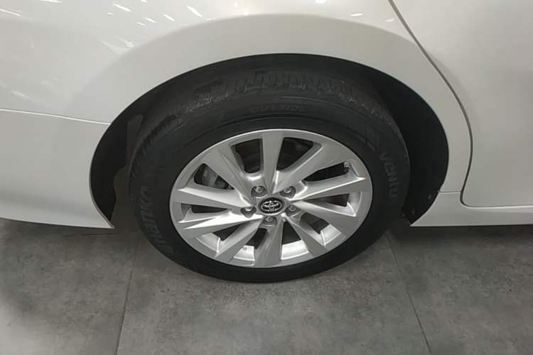 Used Toyota Camry 2021 2.0G Luxury Edition Right Rear Wheel Hub
