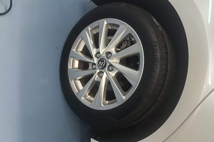 Used Toyota Camry 2021 2.0G Luxury Edition Right Rear Wheel Hub