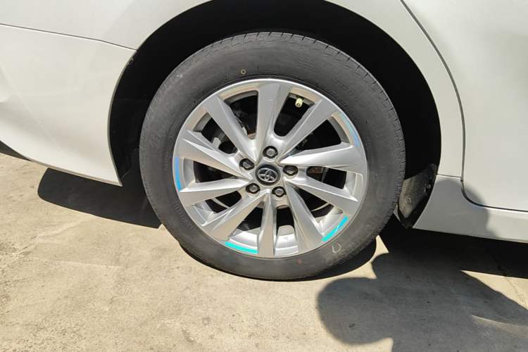 Used Toyota Camry 2021 2.0G Luxury Edition Right Rear Wheel Hub