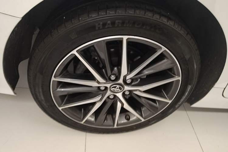 Used Toyota Camry 2021 2.5G Luxury Edition Right Rear Wheel Hub