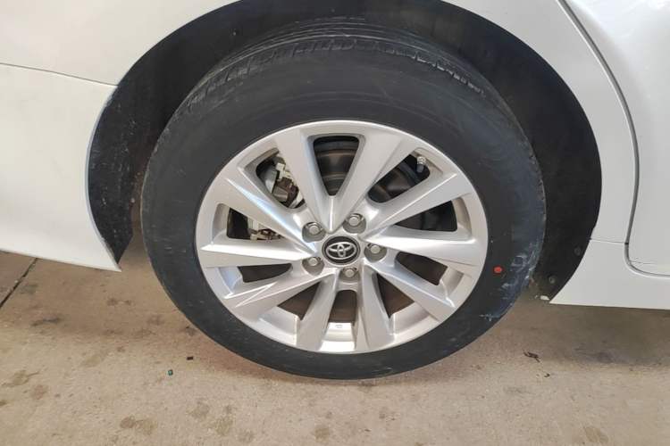 Used Toyota Camry 2021 2.0G Luxury Edition Right Rear Wheel Hub