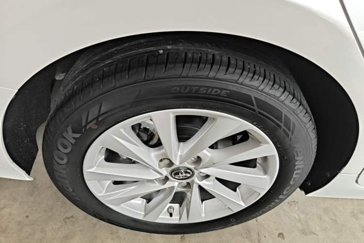 Used Toyota Camry 2021 2.0G Luxury Edition Right Rear Wheel Hub