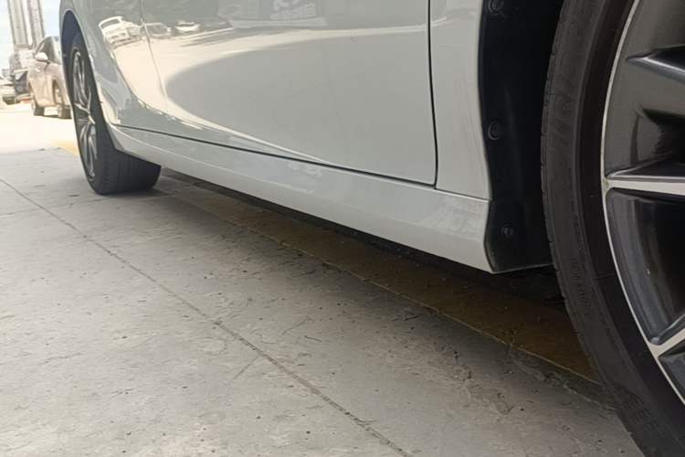 Used Toyota Camry 2021 2.5G Luxury Edition Right Side Sill