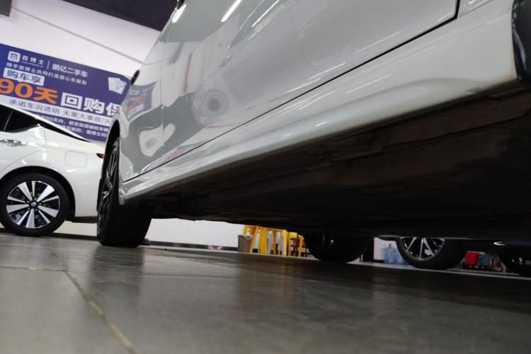 Used Toyota Camry 2021 2.0S FENGSHANG Edition Right Side Sill