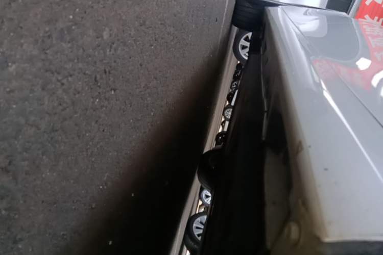 Used Toyota Camry 2021 Dual-Motor 2.5 HGVP Leading Edition Right Side Sill